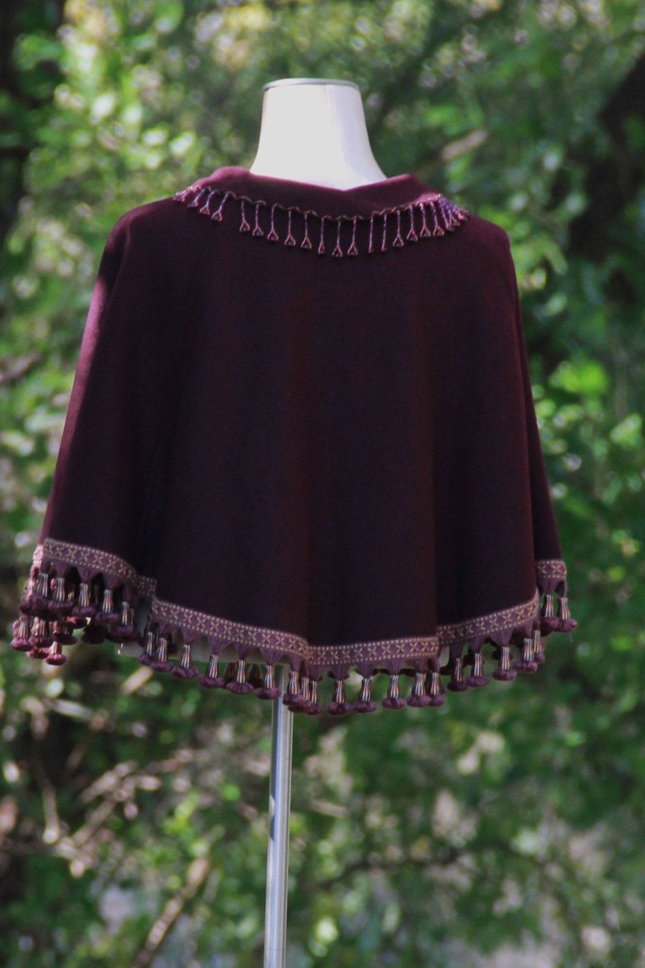Black Currant Capelet