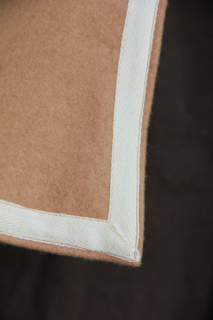 Carpenter's cloak